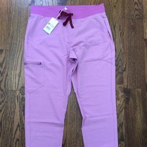 NWT Figs zamora size medium regular Dusk color